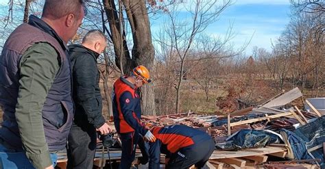 Kütahya’da inşaat halindeki kulübe çöktü: Enkaz altında kalan inşaat sahibi öldü - Yaşam Haberleri
